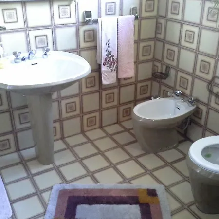 לינה וארוחת בוקר A House In Azores